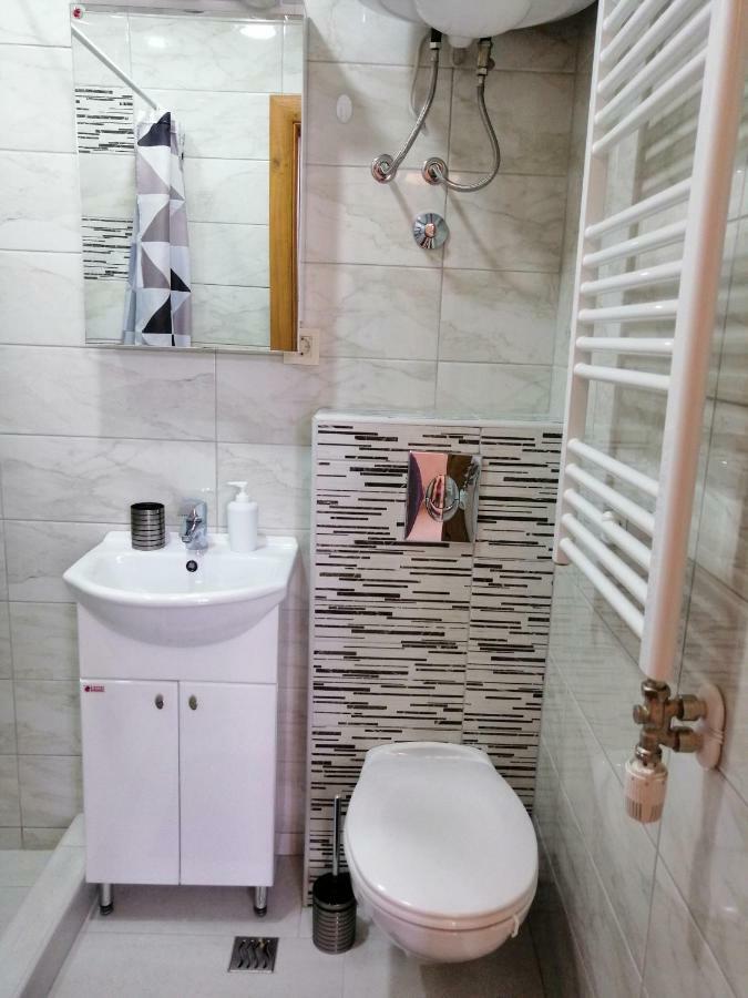 Studio Apartman Irena 2 Bijela Zewnętrze zdjęcie